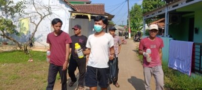 Pemuda Kp. Sukajadi adakan giat fogging