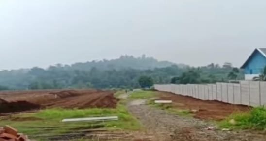 Warga Pertanyakan Izin Lingkungan Penangkaran Burung Di Rancabungur.