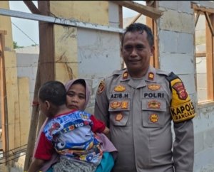 Polsek dan Pemerintah Rancabungur Bangun Rumah untuk Ibu dengan Gangguan Kejiwaan Pengasuh Anak Disabilitas